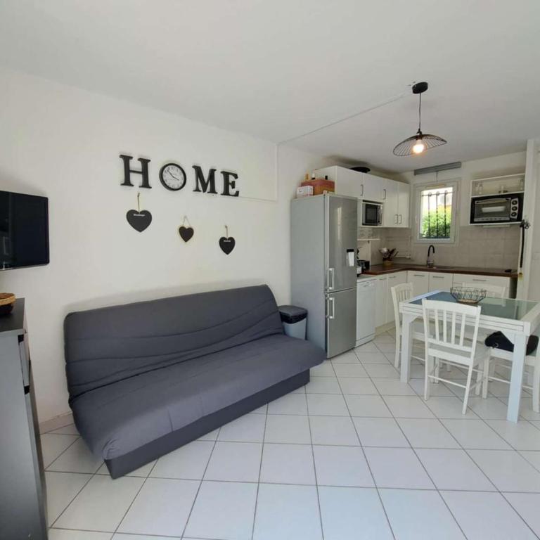 Maison mitoyenne climatisée 7 pers. avec piscine et parking à Marseillan-Plage - FR-1-326-848 - Appartement - 7