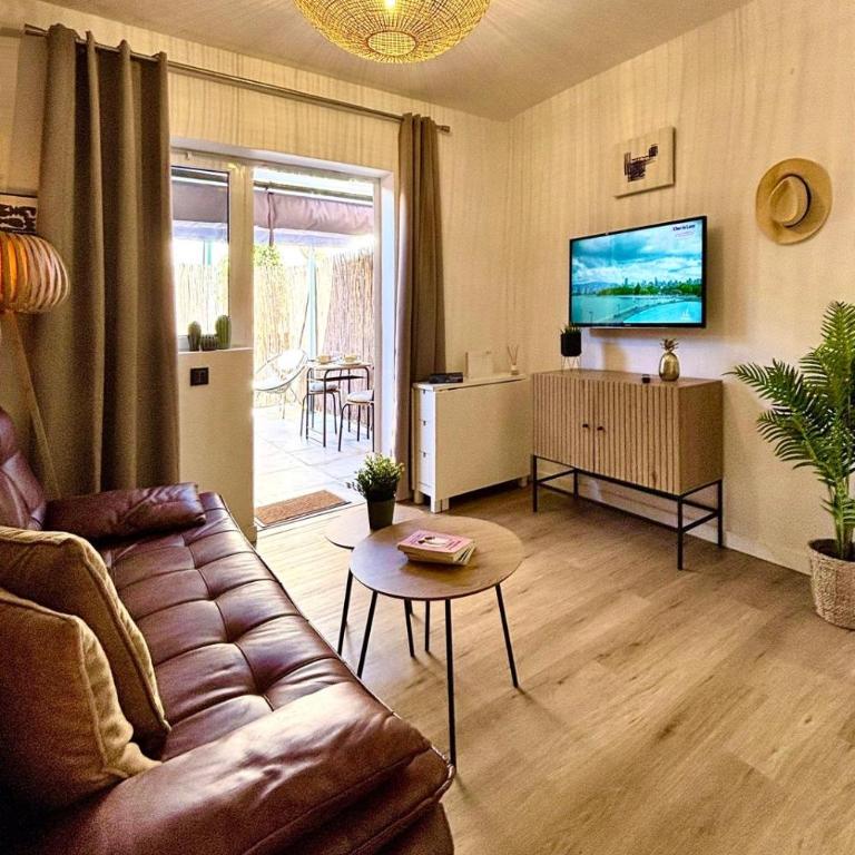 Cosy Bungalow Green Oasis - One-Bedroom House - 1