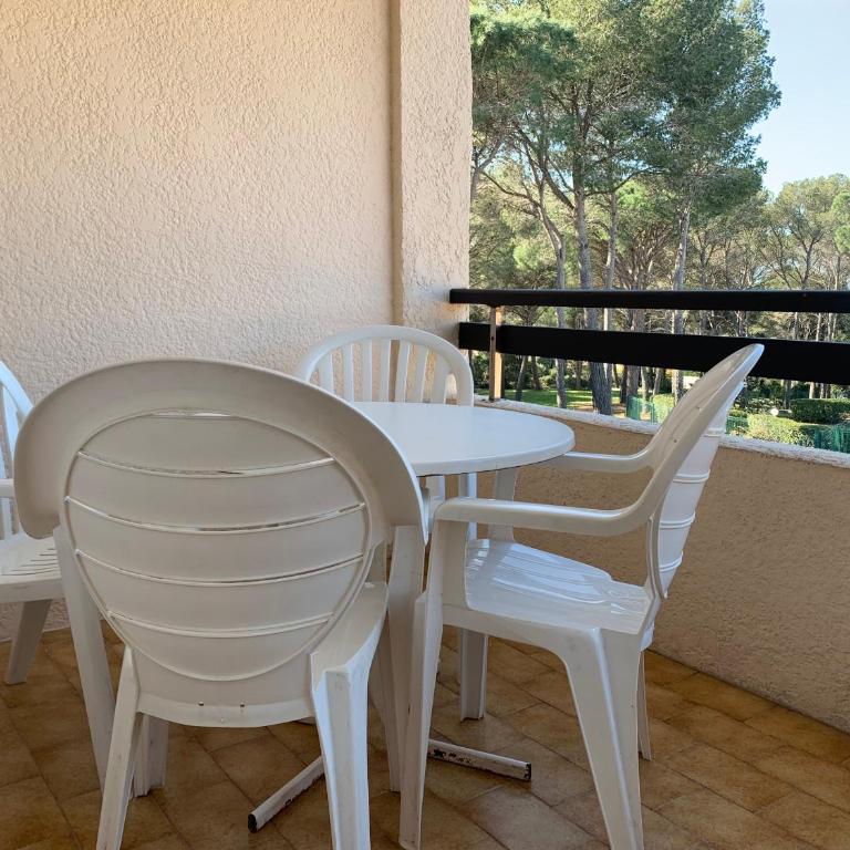 Résidence Valescure - Apartment mit Poolblick - 15