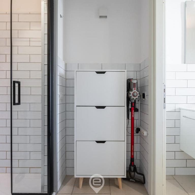 Via Giardini House - Appartamento con 2 Camere da Letto - 26
