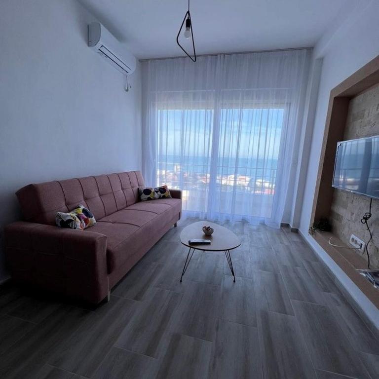 Apartment Complex with Pool in Bar, Montenegro - Apartment with Balcony - 12