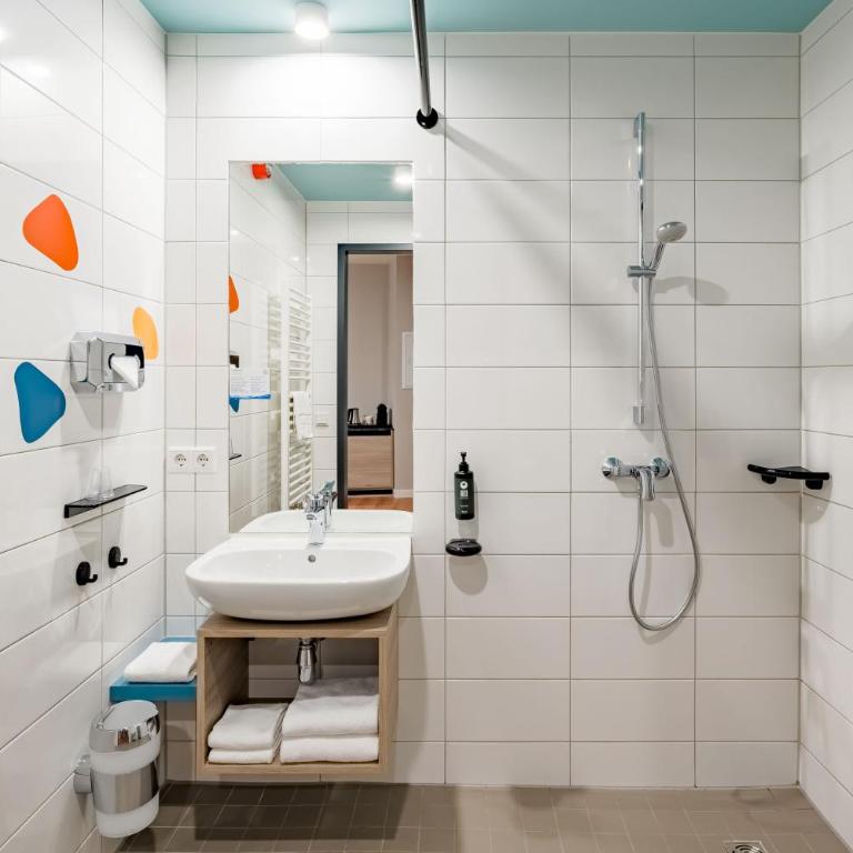 Ramada Encore by Wyndham Munich Messe - Junior Suite - 7