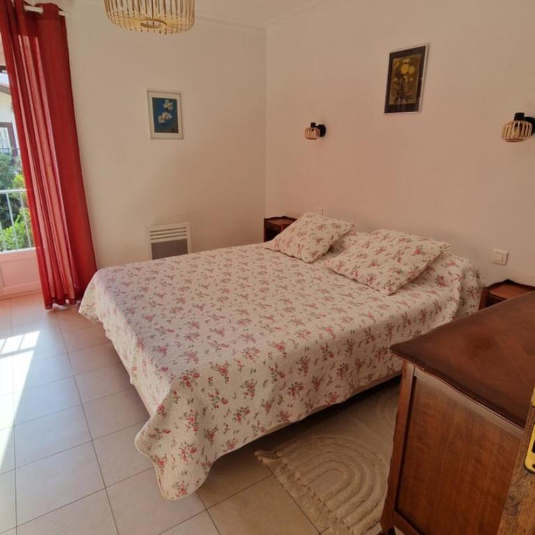Appartement au premier étage dans maison de charme avec grand jardin au RDC - Apartamento de 2 dormitorios - 28
