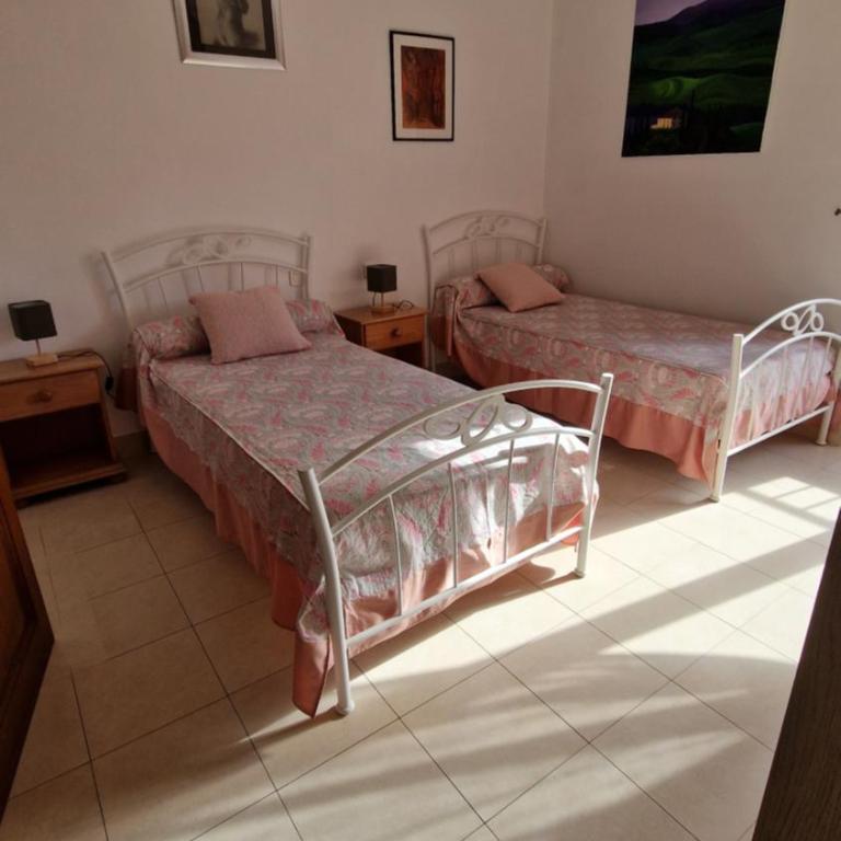 Appartement au premier étage dans maison de charme avec grand jardin au RDC - Apartamento de 2 dormitorios - 18