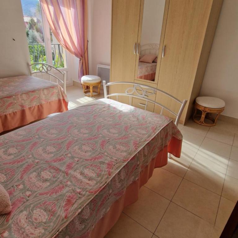 Appartement au premier étage dans maison de charme avec grand jardin au RDC - Apartamento de 2 dormitorios - 13