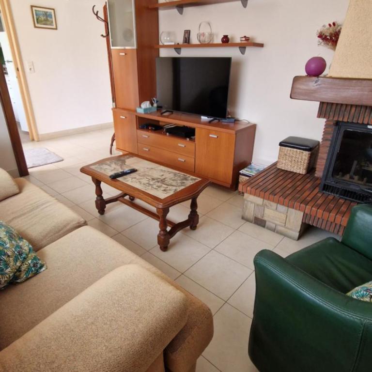 Appartement au premier étage dans maison de charme avec grand jardin au RDC - Apartamento de 2 dormitorios - 22