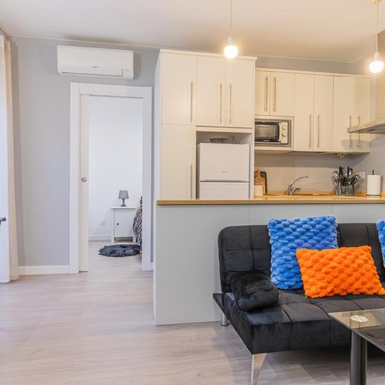 Stay in Zaragoza's historic center - One-Bedroom Apartment - 11