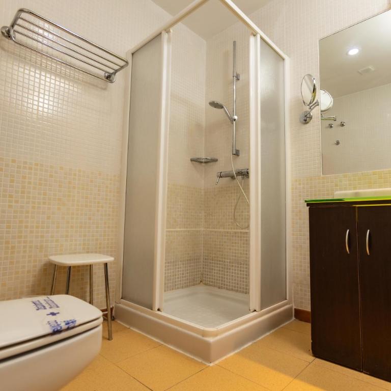 Hostal - Bungalows Camping Cáceres - Bungalow - 2 dormitorios - 10