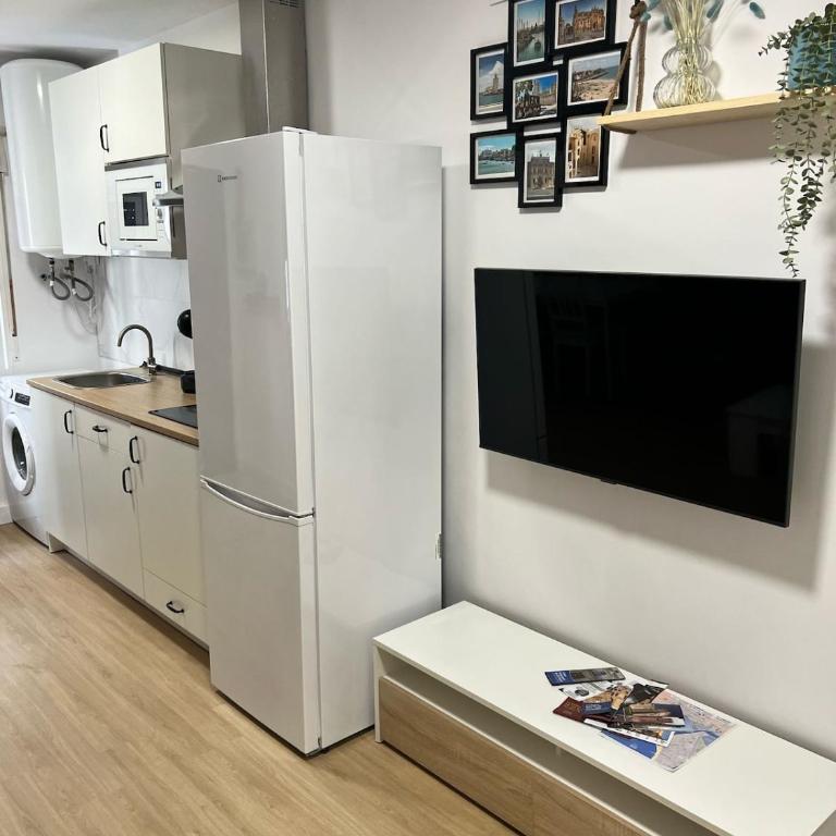Estudico moderno y cómodo a minutos andando del centro y de la Feria - Apartamento de 1 dormitorio - 2