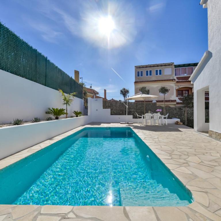 Villa El Somo in Albir - Three-Bedroom House - 6