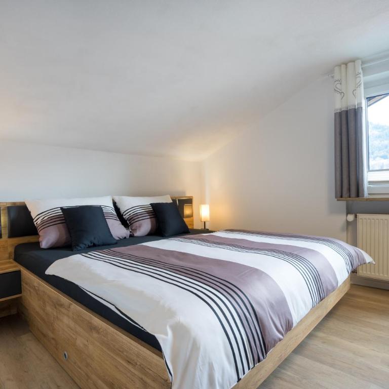 Ferienwohnungen Alpentraum - Schanzenzauber - Apartment mit 1 Schlafzimmer - 9