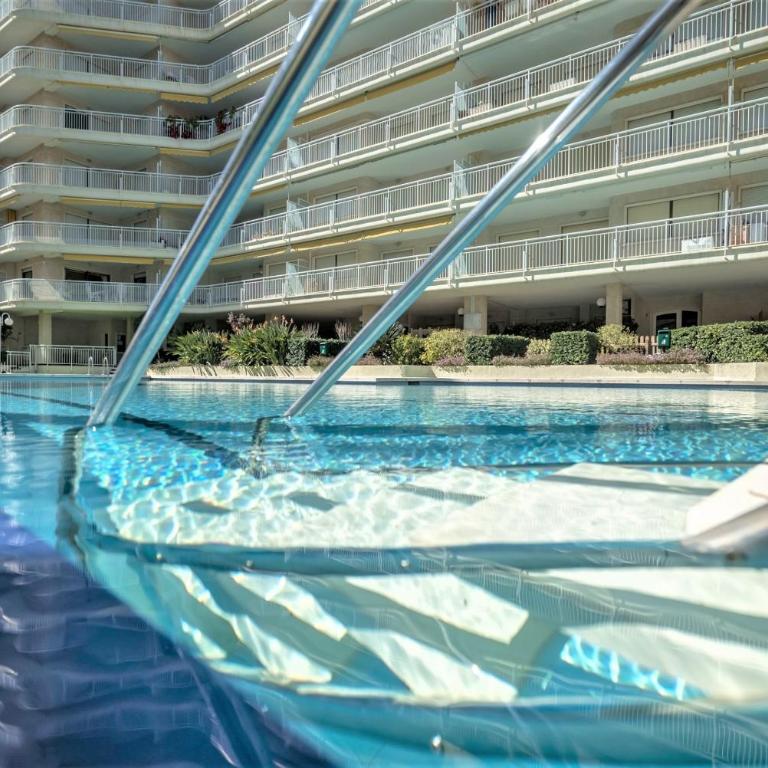 31 AG Aquamarina - Three-Bedroom Apartment with Sea View - 52