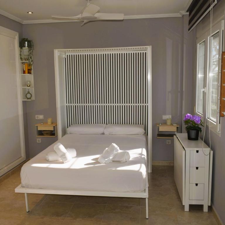 Estudio con Piscina a 80 metros de la Playa Les Deveses - Denia - Estudio - 7