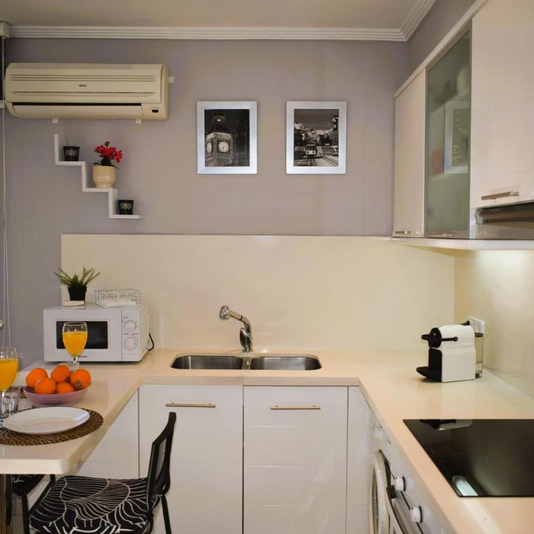 Estudio con Piscina a 80 metros de la Playa Les Deveses - Denia - Estudio - 10