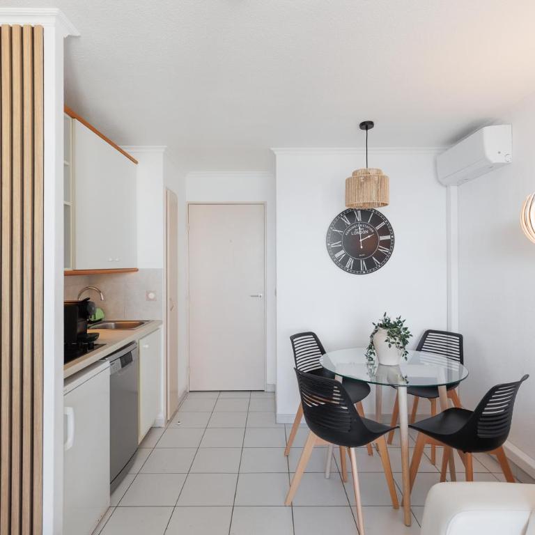 Holiday Paradise - Cannes - Sea View - Pool - Free Parking - Beach 4 min - Appartement 1 Chambre - 15