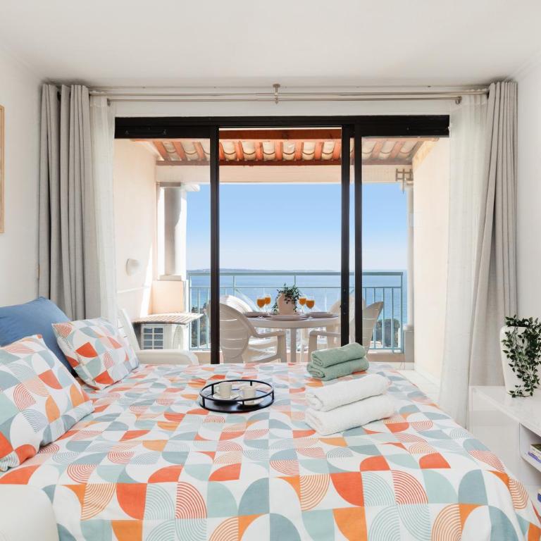 Holiday Paradise - Cannes - Sea View - Pool - Free Parking - Beach 4 min - Appartement 1 Chambre - 4
