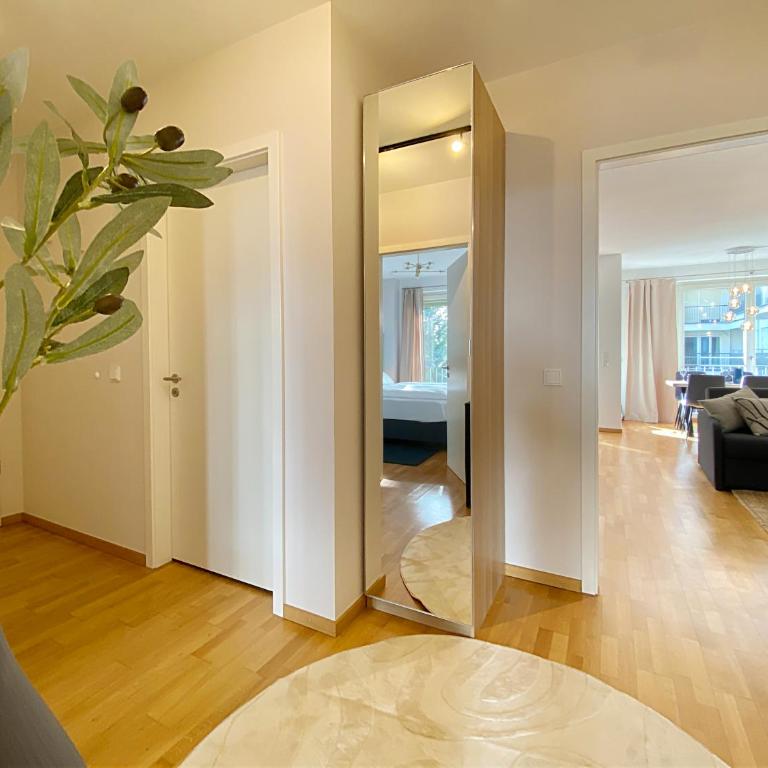 Flatista Homes - Nymphenburg Suites - Two-Bedroom Apartment with Balcony - 6