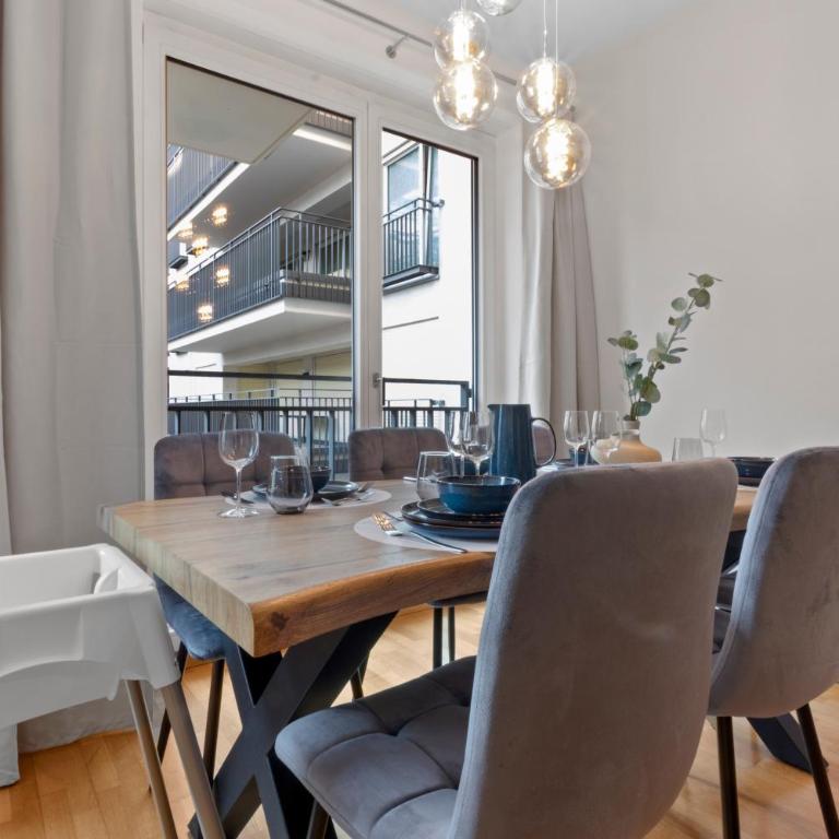 Flatista Homes - Nymphenburg Suites - Two-Bedroom Apartment with Balcony - 22