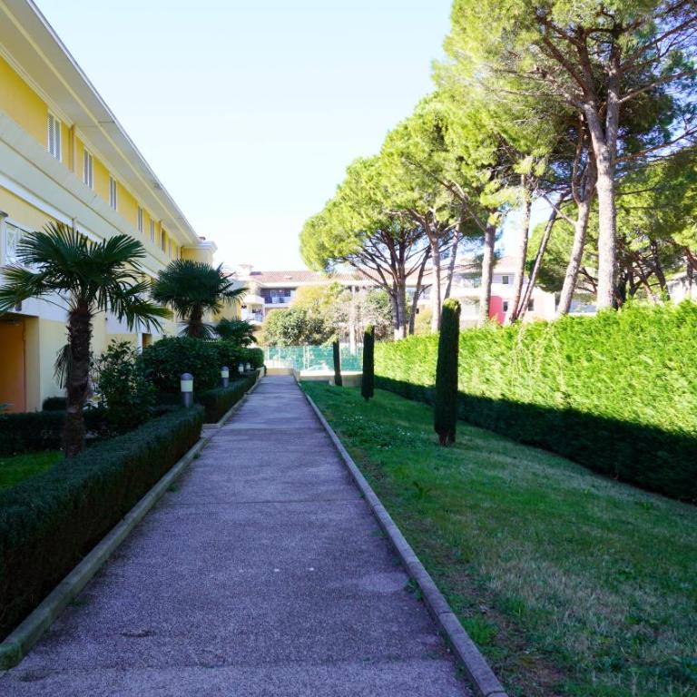 T3 avec vue sur la rivière, piscine, by Palmazur - Apartment mit 2 Schlafzimmern - 57