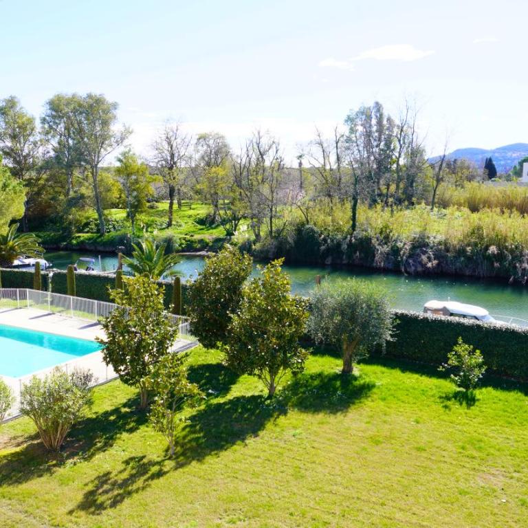 T3 avec vue sur la rivière, piscine, by Palmazur - Apartment mit 2 Schlafzimmern - 58