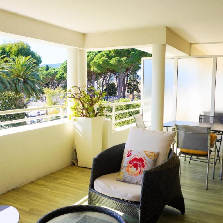 T3 avec vue sur la rivière, piscine, by Palmazur - Apartment mit 2 Schlafzimmern - 33