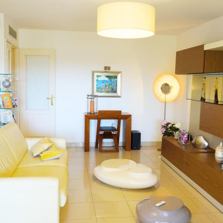 T3 avec vue sur la rivière, piscine, by Palmazur - Apartment mit 2 Schlafzimmern - 8