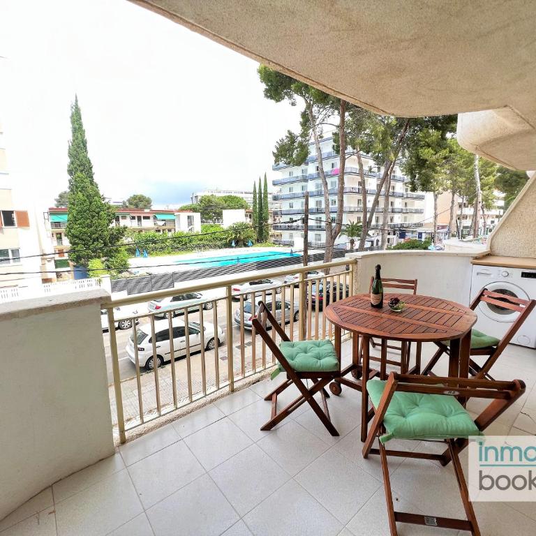 Apartamento con piscina y cerca de la playa - Apartamento de 1 dormitorio - 2