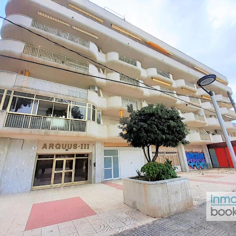Apartamento con piscina y cerca de la playa - Apartamento de 1 dormitorio - 24