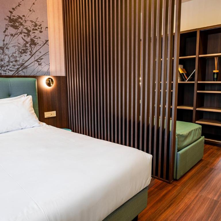 Hotel Vittoria - Suite con Terrazza e Vasca Idromassaggio - 3