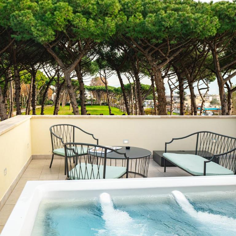 Hotel Vittoria - Suite con Terrazza e Vasca Idromassaggio - 5