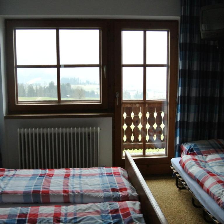 Weberhof Hopfgarten - Dreibettzimmer mit Balkon - 4