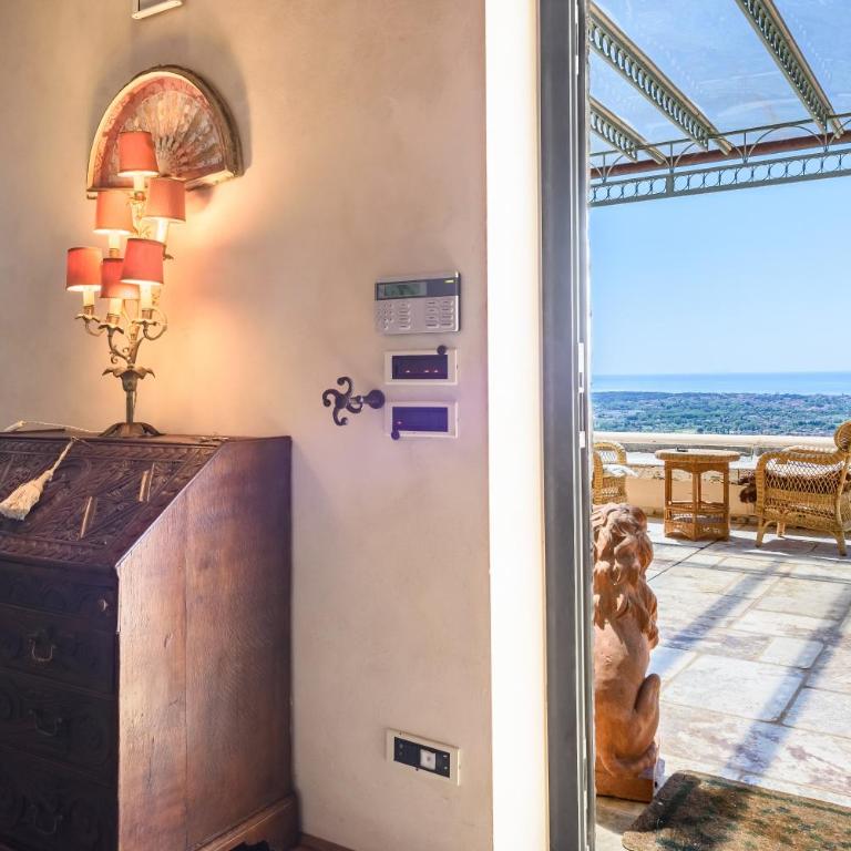GOLDEN LUXE - Luxury Villa whit Amazing Sea Wiew Pool - Villa mit Meerblick - 3