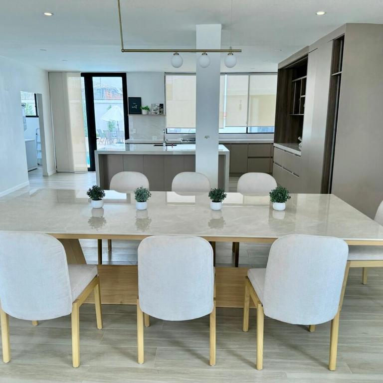 Beautiful, very spacious house - Four-Bedroom House - 8