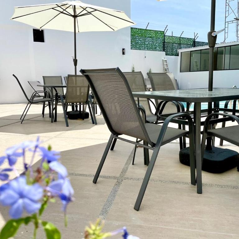 Beautiful, very spacious house - Four-Bedroom House - 27