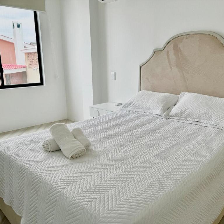 Beautiful, very spacious house - Four-Bedroom House - 30