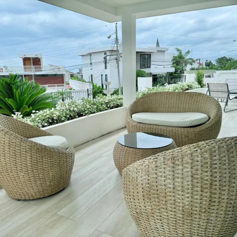 Beautiful, very spacious house - Four-Bedroom House - 38