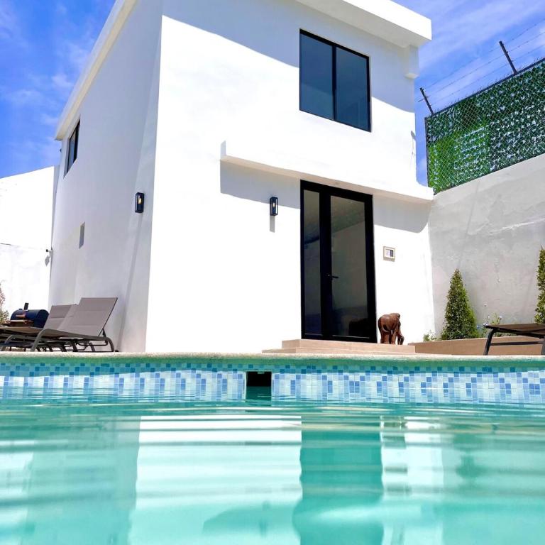 Beautiful, very spacious house - Four-Bedroom House - 47