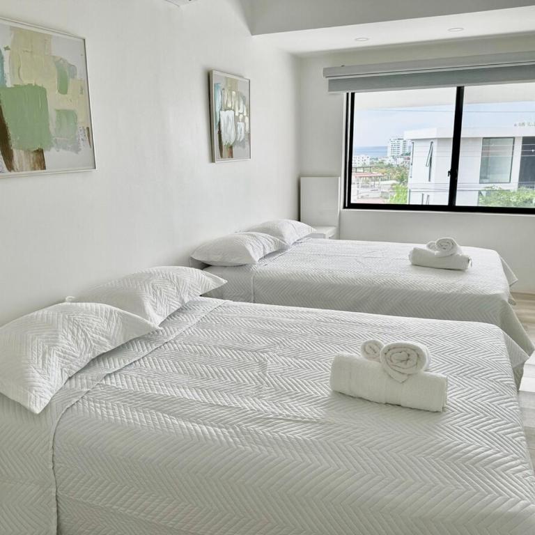 Beautiful, very spacious house - Four-Bedroom House - 48