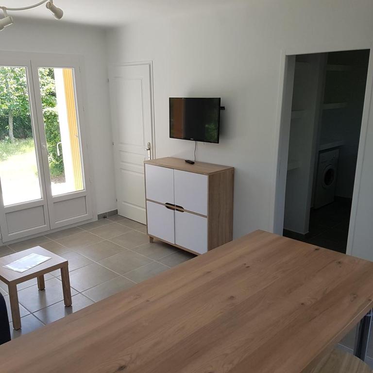 Bel appartement 2 pièces rénové proche plages rez de jardin - Apartamento de 1 dormitorio - 8