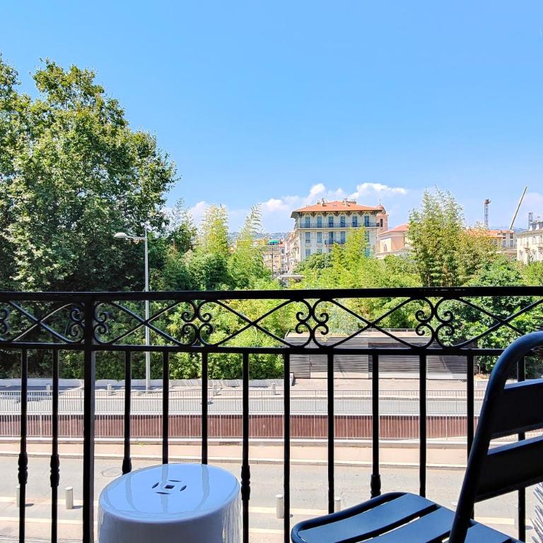 Hotel Aparthotel AMMI Vieux Nice - Appartement 1 Chambre avec Balcon - 11