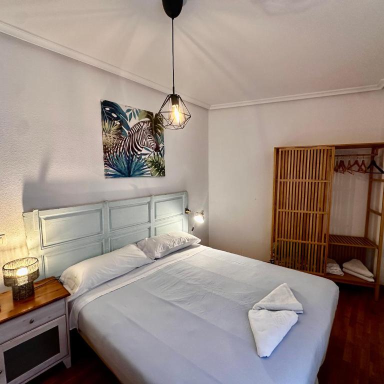 AtuaireHome Balcón con vistas a la Catedral de Burgos - Apartamento de 2 dormitorios - 11
