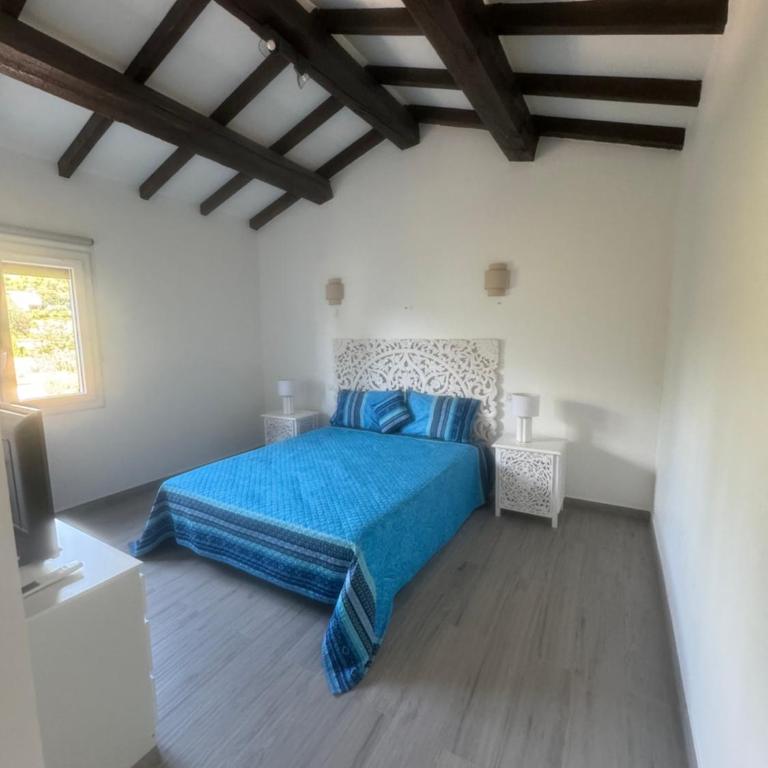 Pervenche - Chambre Double avec Salle de Bains Privative - 2