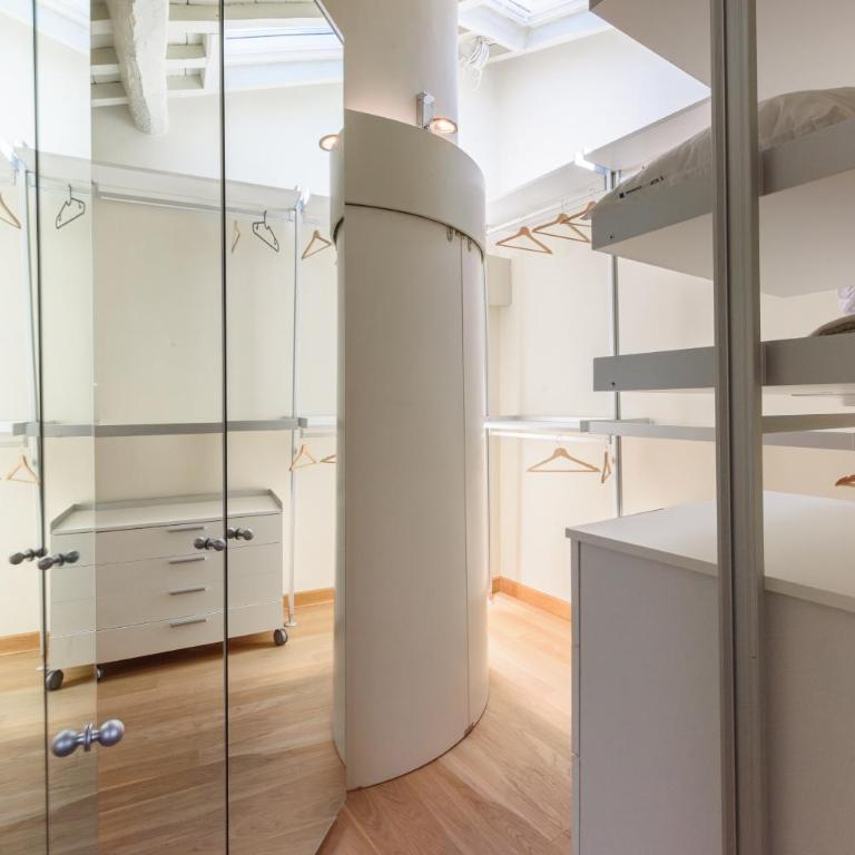 GOLDEN LUXE - Botero Loft Design Penthouse - Appartamento con 2 Camere da Letto - 14