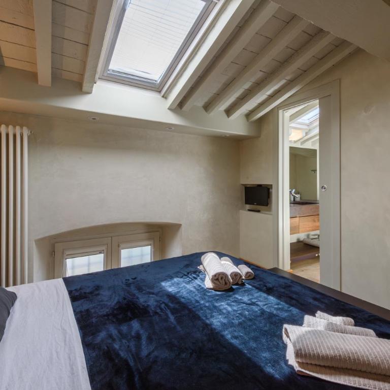 GOLDEN LUXE - Botero Loft Design Penthouse - Appartamento con 2 Camere da Letto - 10