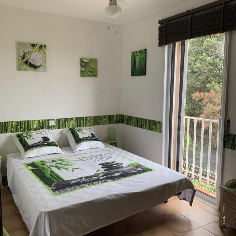 La Bastide Neuve des Oliviers - Two-Bedroom Apartment with View - 11