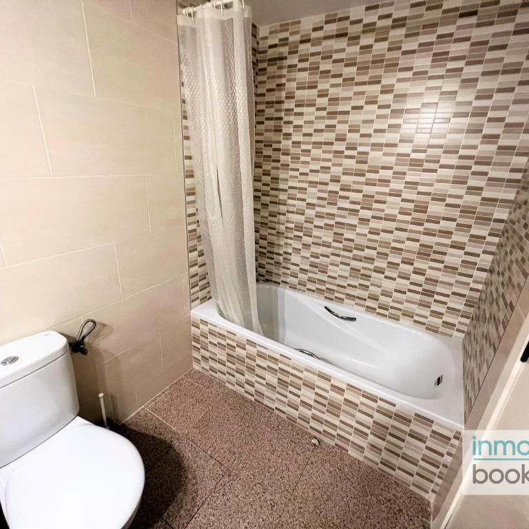 Montecarlo Salou, piscina y céntrico - Apartamento de 2 dormitorios - 4