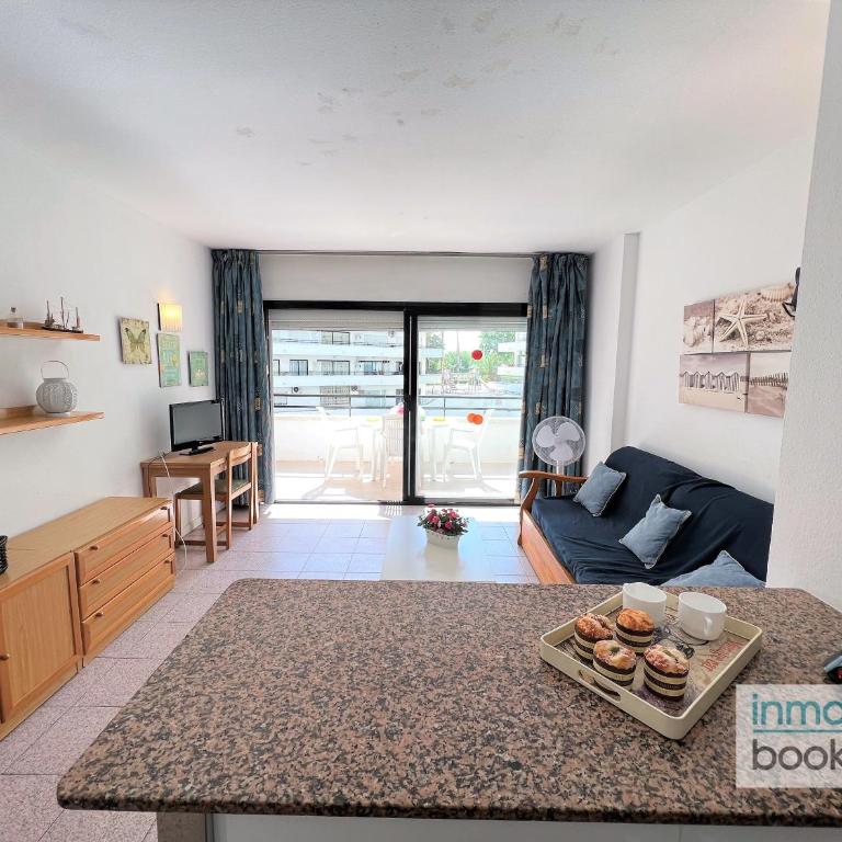 Montecarlo Salou, piscina y céntrico - Apartamento de 2 dormitorios - 14
