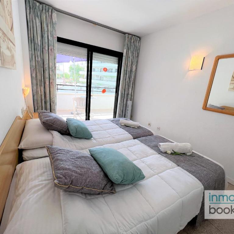 Montecarlo Salou, piscina y céntrico - Apartamento de 2 dormitorios - 23