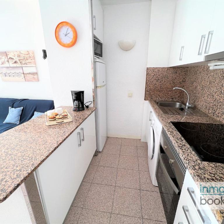 Montecarlo Salou, piscina y céntrico - Apartamento de 2 dormitorios - 26