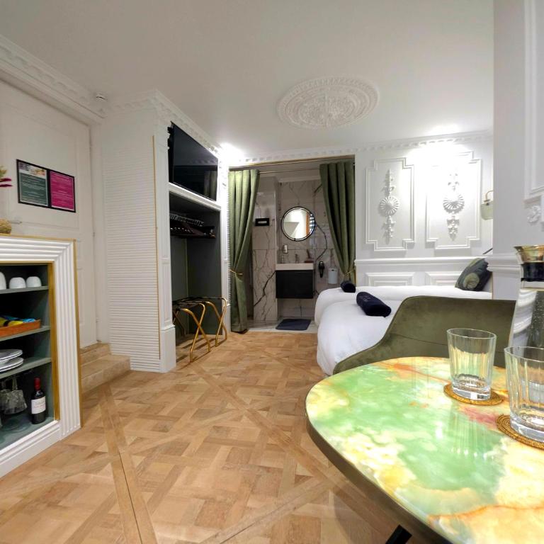 La Belle Endormie B&B French Guest house - Chambre Double avec Salle de Bains Privative - 7